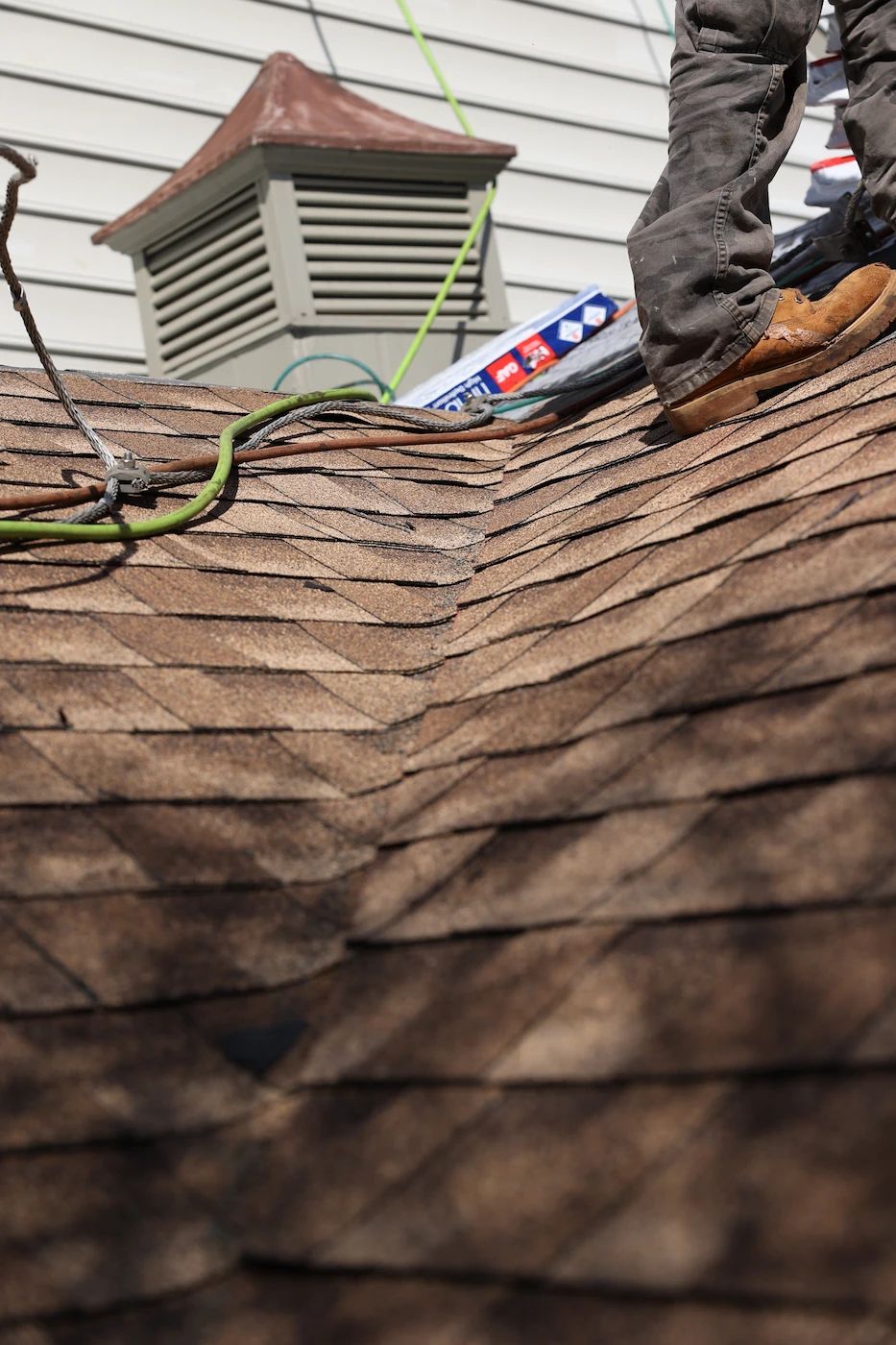 Roof valley installation. 